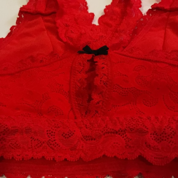 Cacique Red Lace Bralette keyhole open Back NEW - Picture 4 of 6
